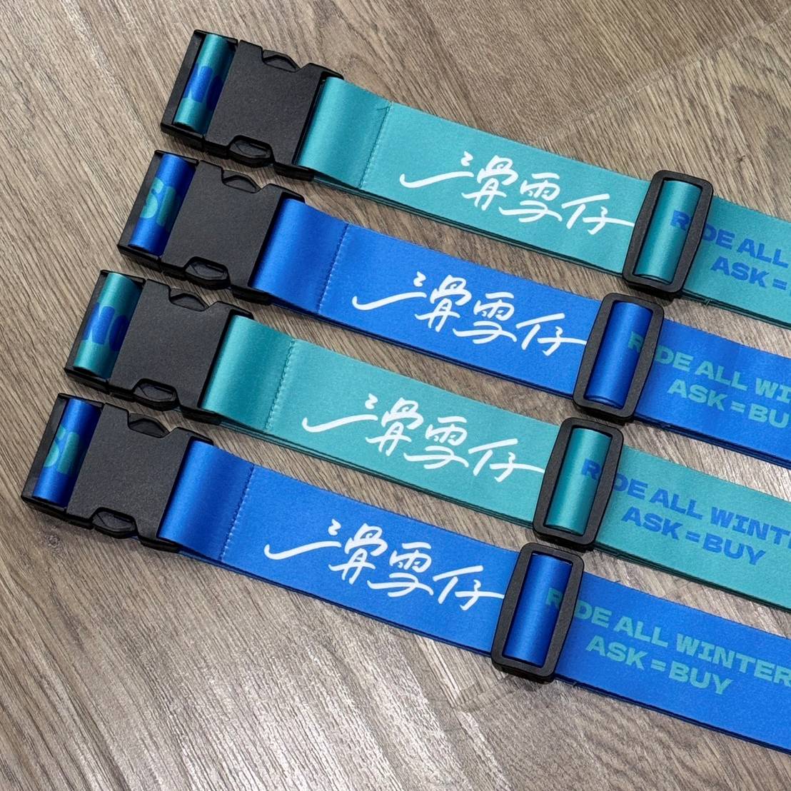 2627_SNOWKON SNOWBOARDER LUGGAGE STRAPS